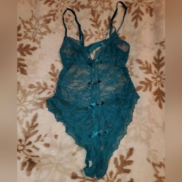 Emerald Green Victoria's Secret Lace Lingerie Teddy - Picture 11 of 14